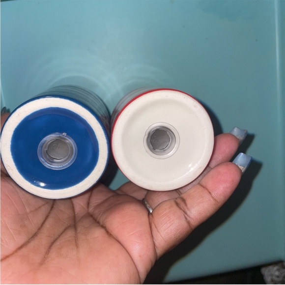 Patriotic Blue and Red Striped Salt & Pepper shaker - Picture 3 of 4